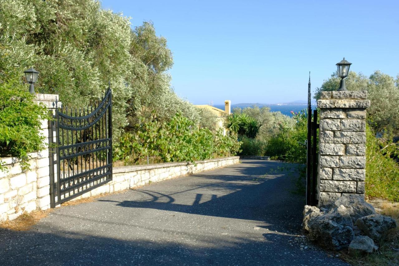 Villa Spyros Nisaki  Екстериор снимка